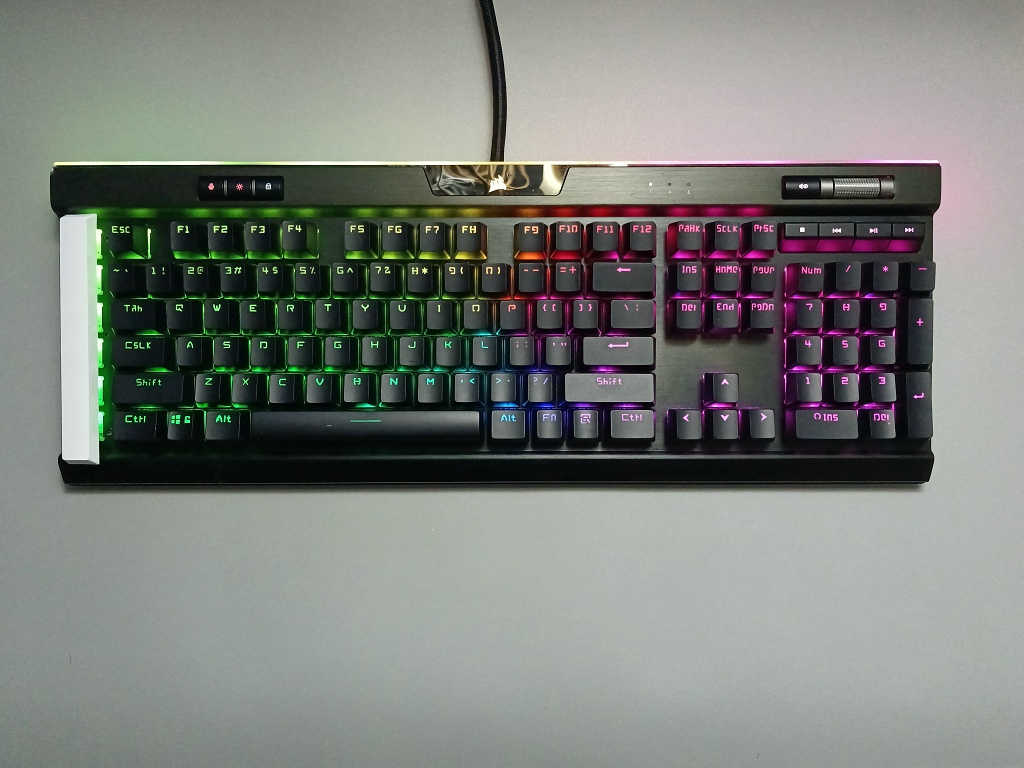 Teclado transparente Corsair P - Gaming Keyboard Corsair reseña y precio